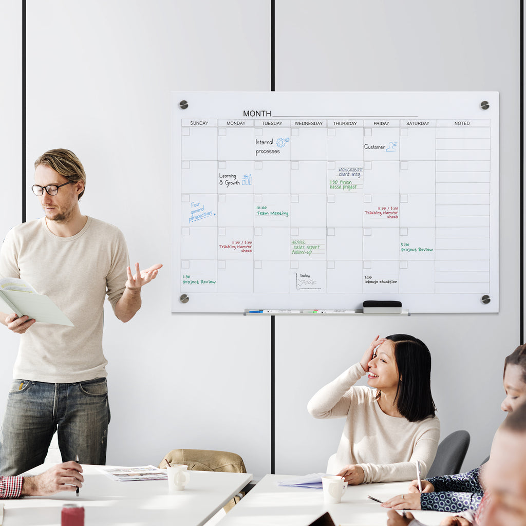 Whiteboard Kalender 90 x 60cm Wandkalender mit Stiftablage Trocken Abwischbar Wochenplaner mit 4 Stifte, Radierer, Monatskalender für Büro Schule Küche Zuhause