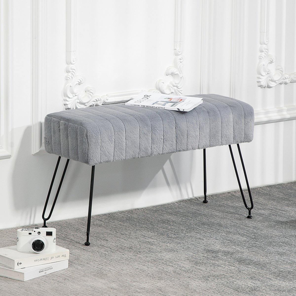 Sitzbank, gesteppter Sitz, Kunstfellbezug, Metallbeine, bis 120 kg, 82x30x47 cm, Grau/Schwarz