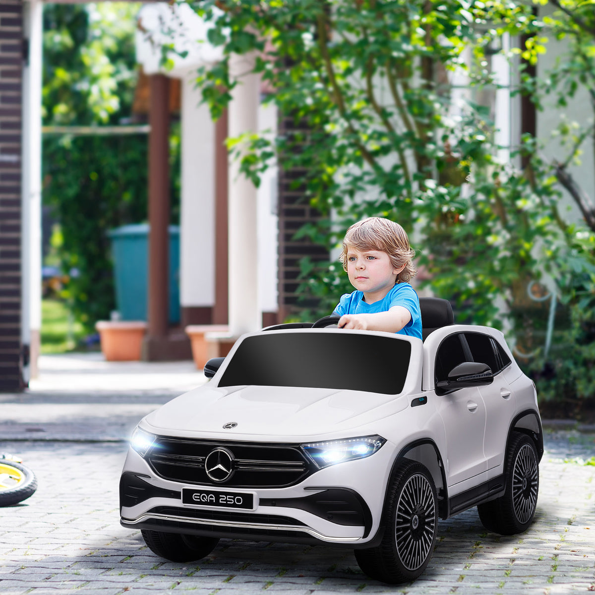 Elektro Kinderauto, lizenzierter Mercedes-Benz EQA, 3-8 km/h, Musik, Scheinwerfer, Hupe, Fernsteuerung, wei?