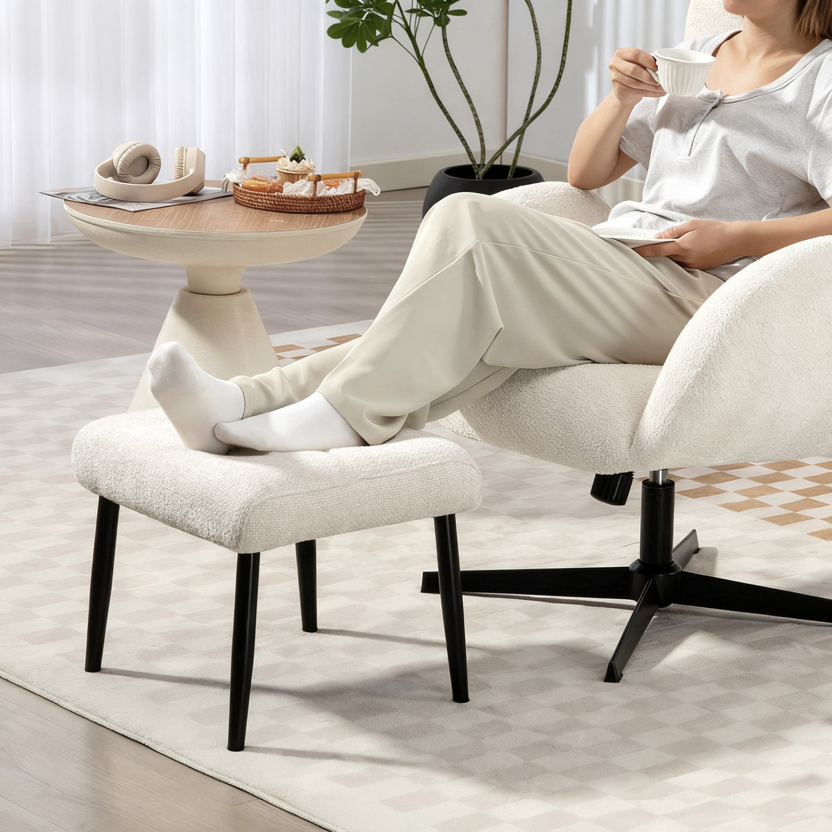 Sitzhocker Hocker mit weichem Sitzkissen Stahlbeinen Fu?hocker mit Chenille-Stoff, 45 x 41 x 38 cm, Cremewei?
