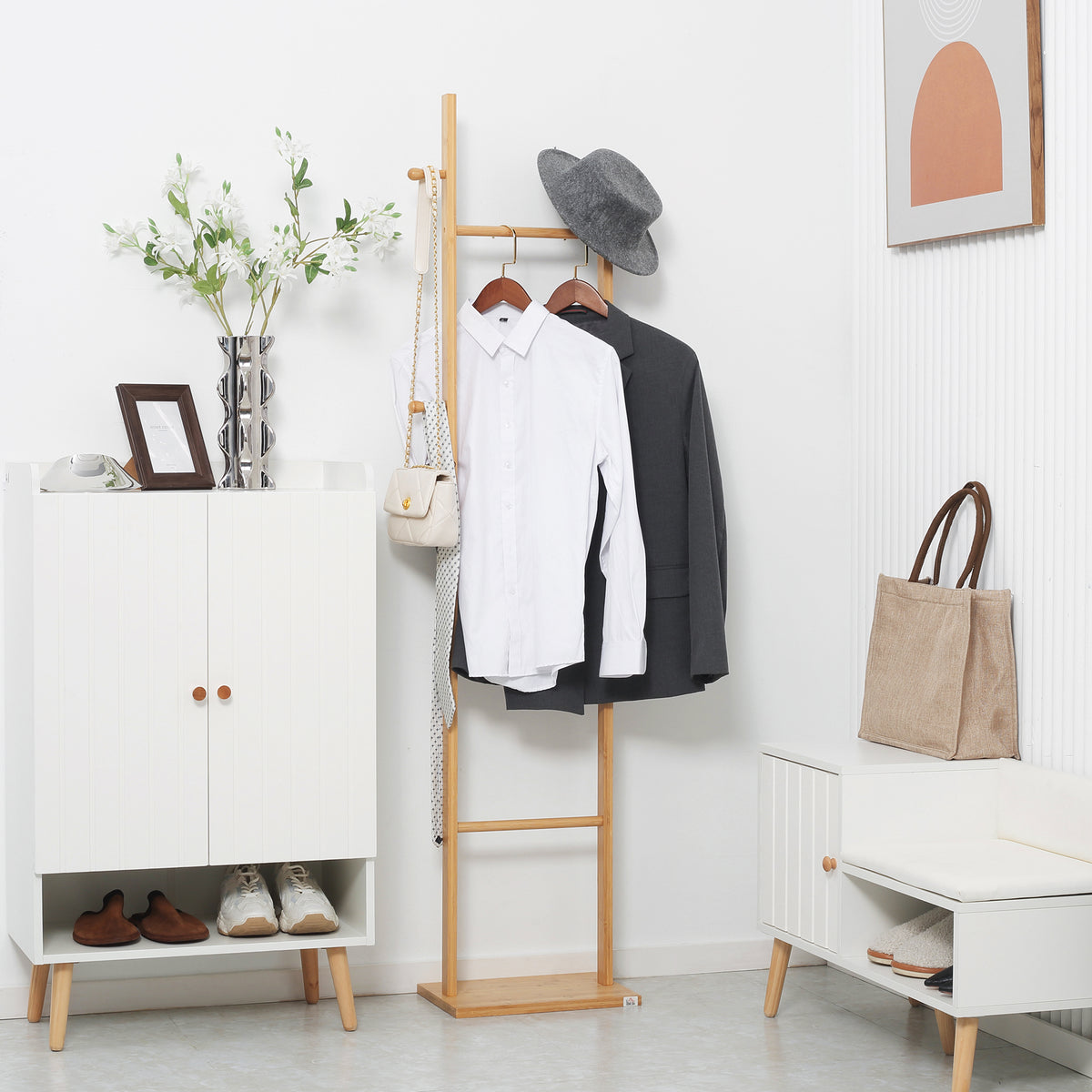 Moderner Garderobenst?nder, 2 Haken & 3 Stangen, robustes Bambus, 36x24x168 cm, Natur