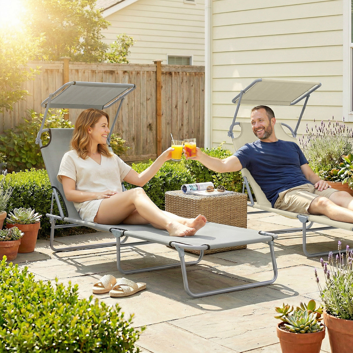 Folding Sun Lounger with Canopy, Reclining Sunbed with 4-Position Adjustable Backrest, 600D Oxford Cloth, Portable Garden Lounger Recliner Chair for Beach, Camping, Patio, Light Grey