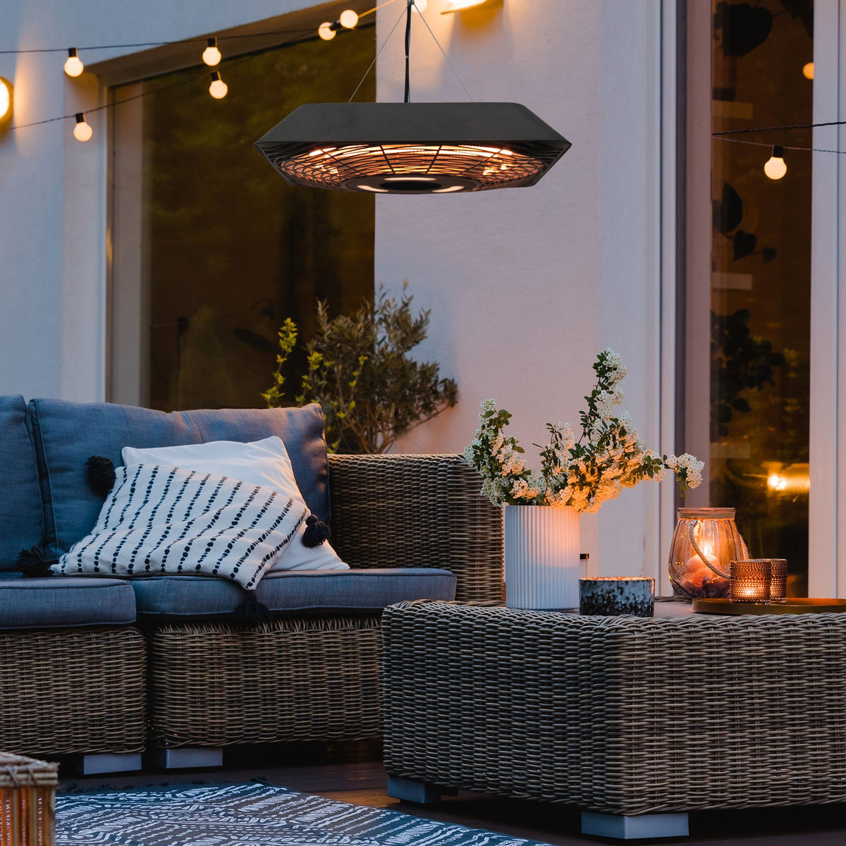 Infrarotstrahler 2000 Watt Heizstrahler mit Fernbedienung 3 Heizstufen Schutzhülle LED-Anzeige IP45 Wärmestrahler Terrassenstrahler Standheizer Infrarotheizung Schwarz