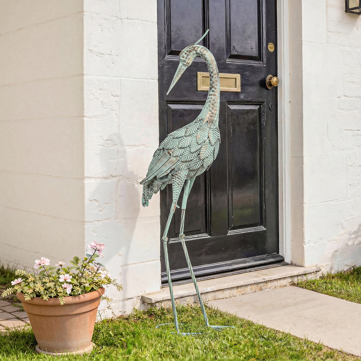 Reiher-Gartenstatue Metall-Vogel Outdoor-Statue 88 cm stehende Skulptur mit Bodenankern Grün und Bronze