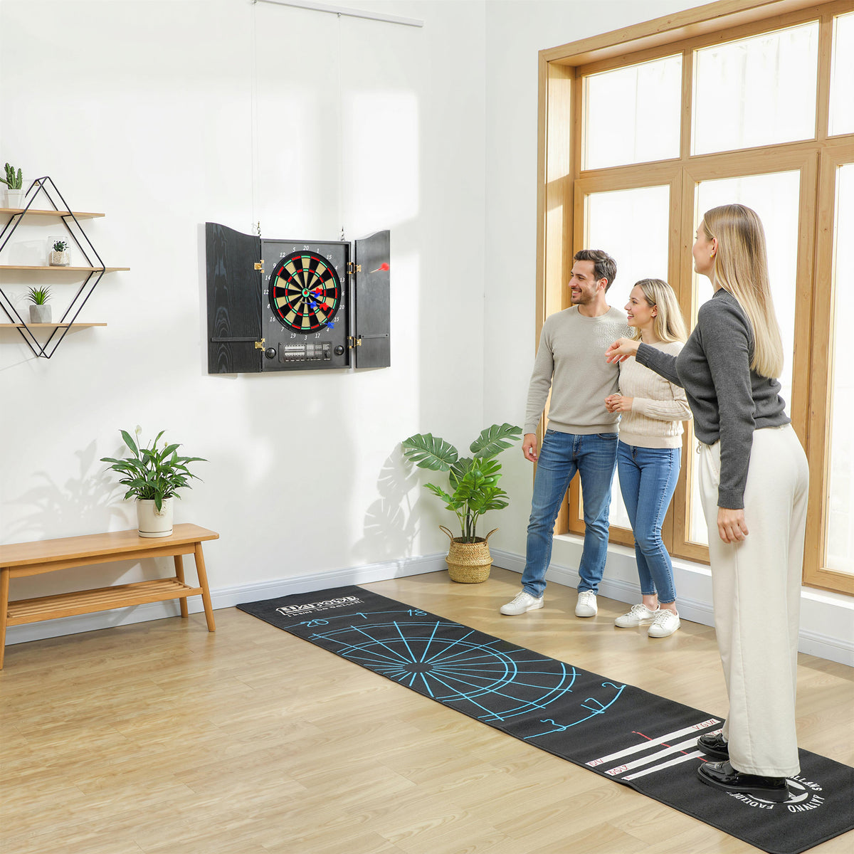 Elektronische Dartscheibe E Dartboard mit Türen Holzoptik LED Anzeige Sprachansagen 6 Dartpfeile, 24 Ersatzspitzen