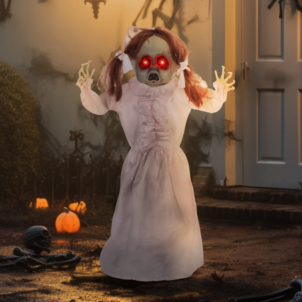 Horrorpuppe, Helloweendeko, aktiviert mit Geräusche/Berührung, rote Augen, Sound, 76 cm