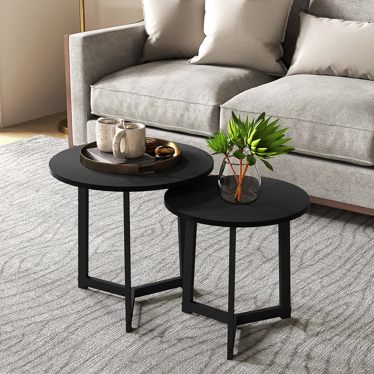 Moderner Couchtisch als 2er-Set, Metallrahmen, MDF, Rundes Design, ineinander verschiebbar, Schwarz