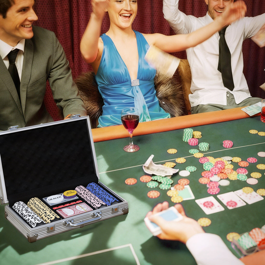 Pokerchips-Set in Koffer, mit Würfeln, Dealer-Button, 2 Kartendecks, Silberfarben