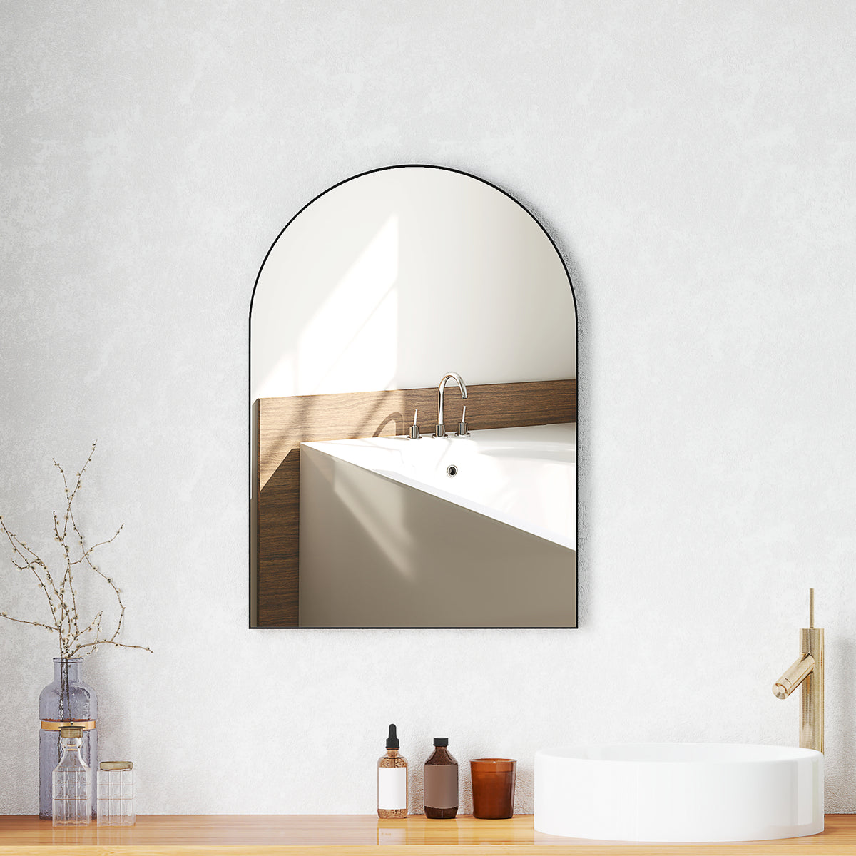 Gebogener Badezimmerspiegel, 50 x 70 cm, Bad-Spiegel mit Aluminium-Rahmen, Deko-Spiegel, Küche, Schwarz