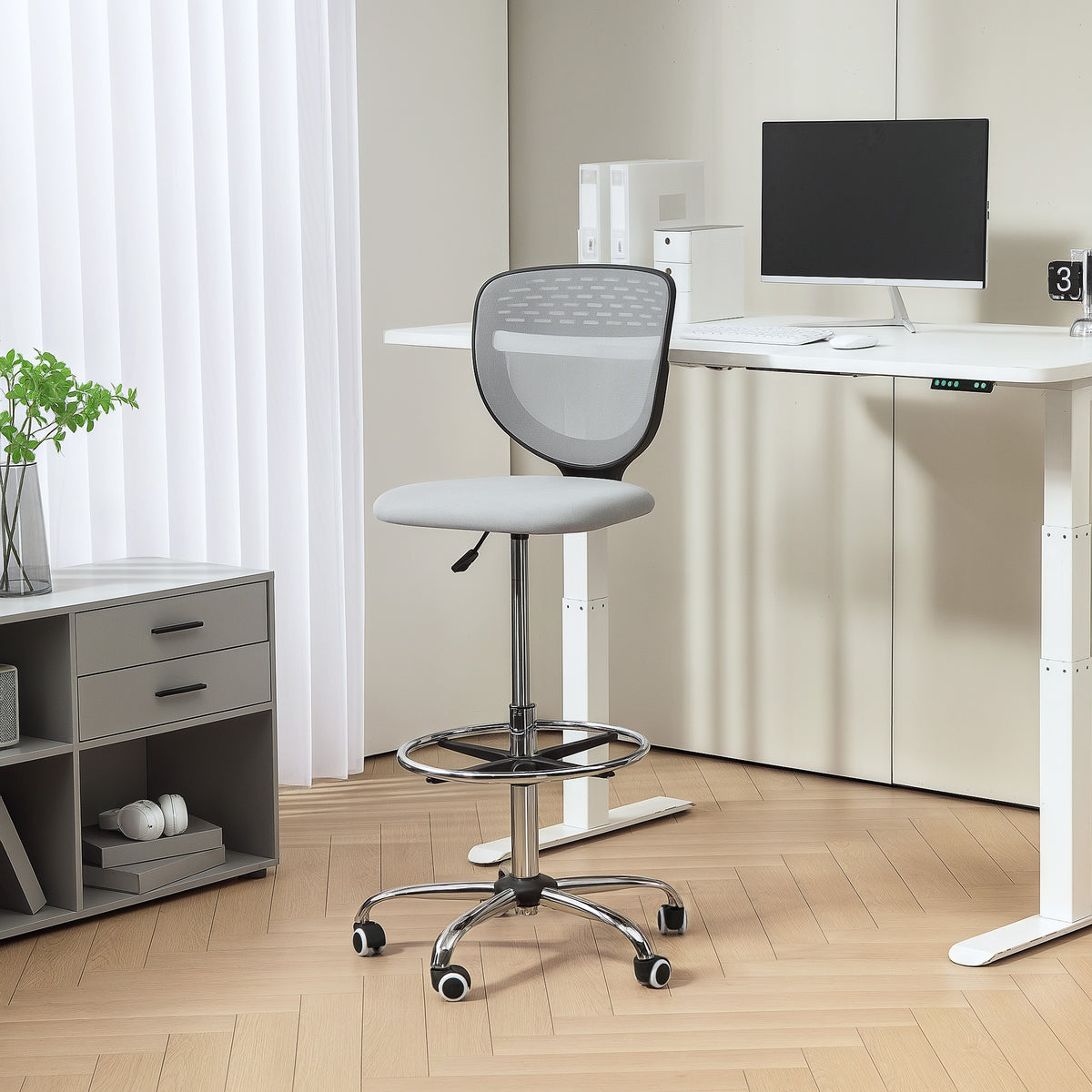 Bürostuhl, Arbeitsstuhl, Schreibtischstuhl, höhenverstellbar, gepolstert, Hellgrau