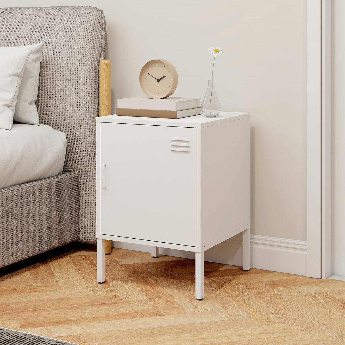Nachttisch aus Stahl, Beistelltisch für verschiedene Zwecke, verstellbares Regal, für Schlafzimmer, Wohnzimmer, Weiß