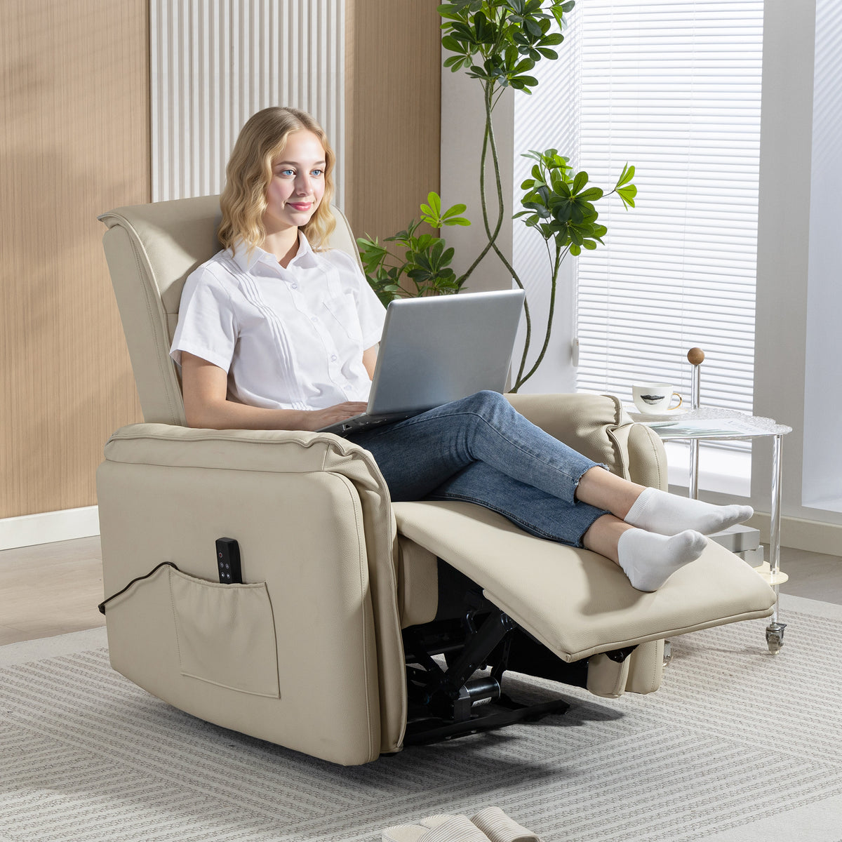 Elektrischer Massagesessel, Kunstlederbezug, Fu?st¨¹tze, Seitentasche, Beige