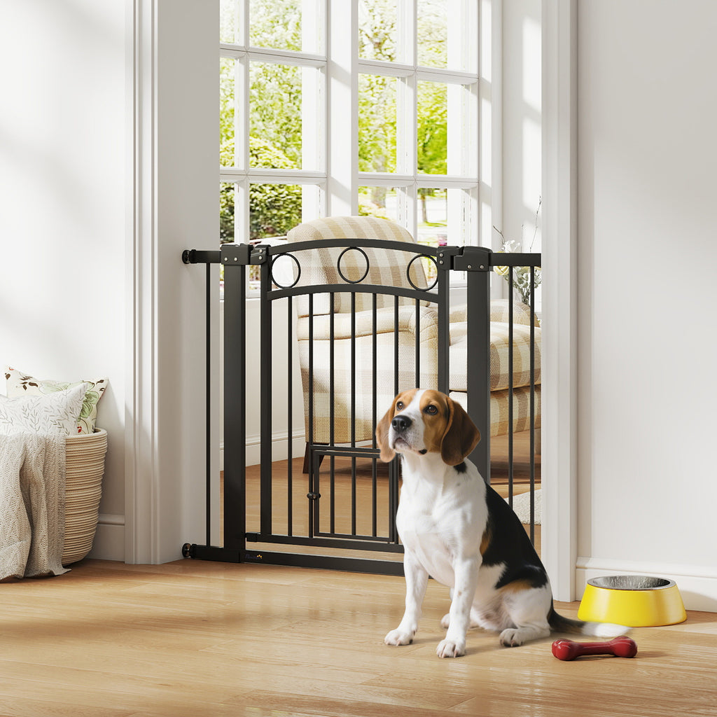 Haustiertor, 77 cm Treppengatter, verstellbare Breite 76-104 cm, mit Katzentür, für Treppen und Türöffnungen, Schwarz