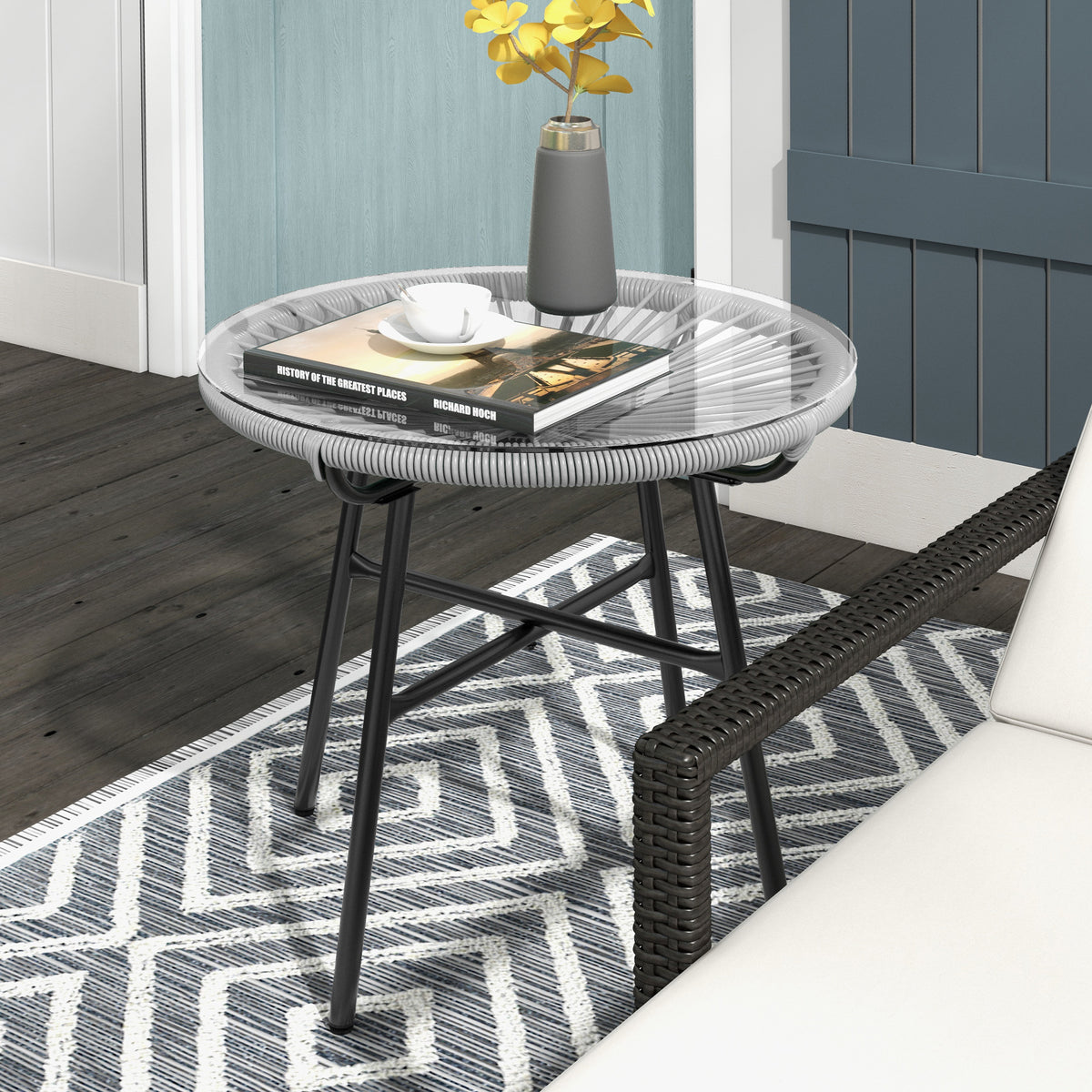 Gartentisch Boho-Stil Outdoor Beistelltisch, PE-Rattan, geh?rtetes Glas, wetterbest?ndig, 50?cm x 50?cm x 50?cm, Grau