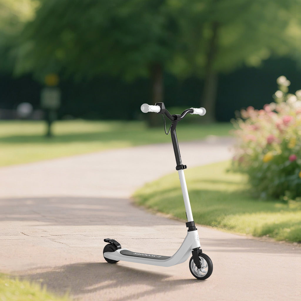 E-Scooter, Elektro-Tretroller, 6 km Reichweite, ab 6 Jahren, Stahlrahmen, schwarz+weiß, 76 x 53 x 95cm