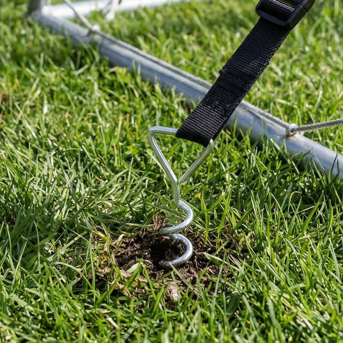Bodenanker Schraube mit Dreiecksgriff für Trampolin 4er 32 cm
