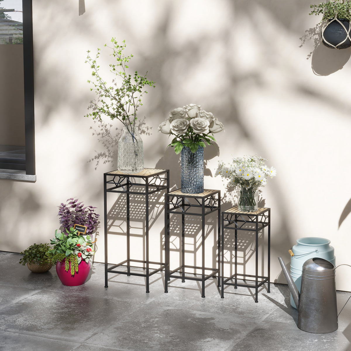 Blumenst?nder, 3er-Set, rund, stapelbar, Rattanoptik, Metallbeine, In- und Outdoor, Schwarz/Gold