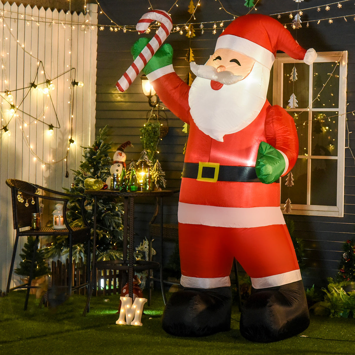 Aufblasbar Weihnachtsdeko, 2,4 m Weihnachtsmann mit LED-Beleuchtung, Zuckerstange für Innen- und Außenbereich
